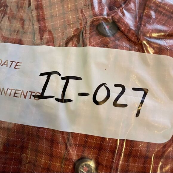 Patagonia Orange-Rust Plaid Long Sleeve Outdoor Adventure Shirt in Size Medium - Picture 7 of 7